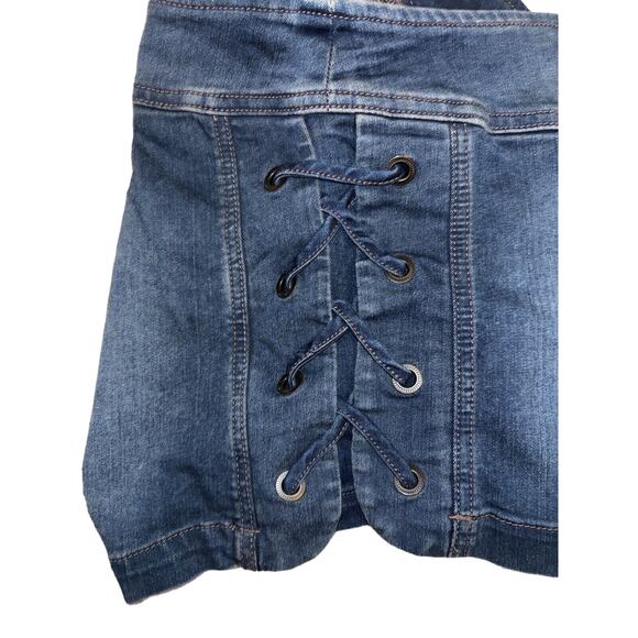 Free People Women's Denim Jean Shorts Size 27 Criss Cross‎ Lace Sides - Picture 3 of 8